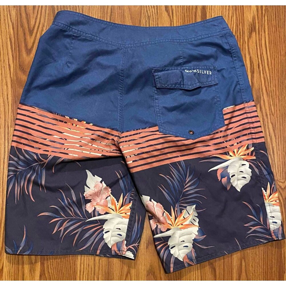 Quiksilver Board Shorts Mens 29 8" Floral Stripes Beach Swim Trunks Pocket - Picture 2 of 6